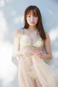 Unveiling Natsuki Satonaka Captivating Charm Otonatchan Vol.3-14