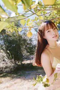 Unveiling Natsuki Satonaka Captivating Charm Otonatchan Vol.3-17