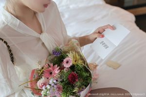 XiuRen No.10319 Bu Ding WOW: Discover Her Irresistible Charm & Chic Style-15