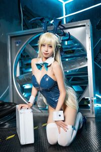 Coser San Wu Ren Xing: Alluring Blue Archive Asuma Toki Bunny Girl Cosplay-16