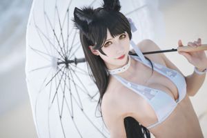 Captivating Azur Lane Atago Cosplay by Masaki Ya Qi on the Beach-16