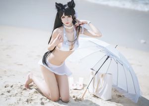 Captivating Azur Lane Atago Cosplay by Masaki Ya Qi on the Beach-7