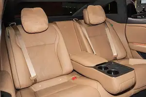 Toyota bZ7: S-Class Sized Electric Sedan, 700km Range. Huawei Tech Stuns!-8