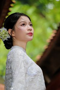 Elegant Vietnamese Woman Portrait Traditional Dress Ancient Architecture-1