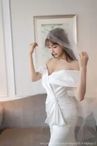 Lu Xuan Xuan (No.10535) Shines: XiuRen's Pristine Bridal Beauty-6