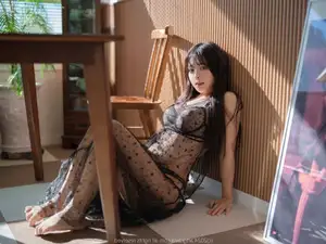 AG Vol.611 Areumm Part01: Discover Areumm's Captivating Natural Beauty and Charming Gaze-3