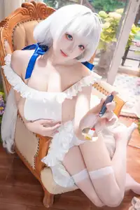 Coser Gua Xi Jiang as Illustrious Azur Lane: Graceful and Alluring Beauty-7