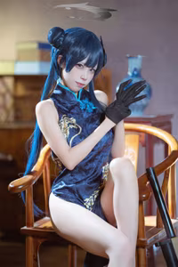 Coser San Wu Ren Xing as Blue Archive's Ryūka Kisaki: Alluring Oriental Charm in Qipao-5