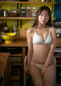 Discover Kuki Naho's Captivating Charm in Her Exclusive Digital Photobook (38P)-7