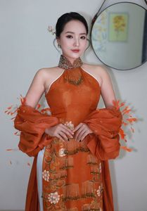 Captivating Modern Ao Dai - Unique Design Showcasing Elegant Vietnamese Beauty-8