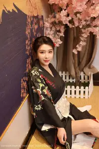 Su Yi Nuo No.10627: Captivating Traditional Grace in a Seductive Black Kimono-22