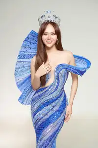 Runner-up Phuong Anh's Elegant Beauty Shines Bright Amidst Sen Vang Departure News-3