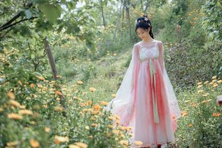 Coser Nnian as Begonia Fairy: Ethereal Beauty in a Fairytale Garden-36