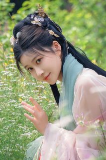 Coser Nnian as Begonia Fairy: Ethereal Beauty in a Fairytale Garden-21