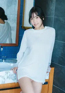 Amane Kizumi's Captivating Beauty Under Sunset Glow: Discover Kisumiski's Allure - Tukuku-2