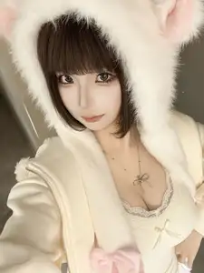 Coser Chunmomo: Sweet Charm in July 2025 Selfie Collection - 0065-7
