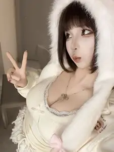 Coser Chunmomo: Sweet Charm in July 2025 Selfie Collection - 0065-13