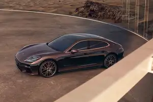 Porsche Panamera Turbo Sonderwunsch Interior: Unique Technology, Pinnacle Luxury for the Elite.-10