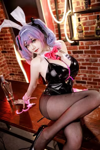 Coser A Xue Xue: Miku Bunny Hole Part01 - Alluring & Captivating Cosplay-15