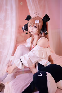 Coser Ai Xi Aiwest: Sweet, Dreamy Cosplay That Captivates-0