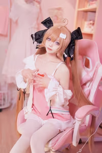 Coser Ai Xi Aiwest: Sweet, Dreamy Cosplay That Captivates-8