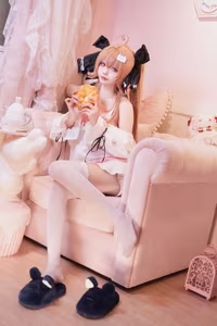 Coser Ai Xi Aiwest: Sweet, Dreamy Cosplay That Captivates-1