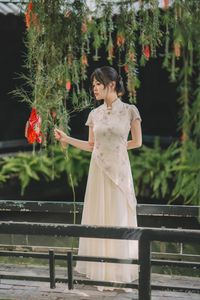 Elegant Ao Dai: Vietnamese Traditional Beauty in a Lush Garden-10
