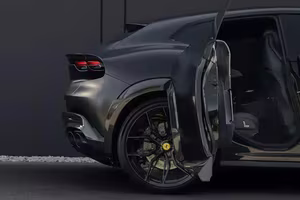 Explore the mysterious black interior of Novitec's Ferrari Purosangue: Luxury and Power-2