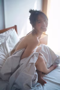 Captivating Misaki Jinbu in FLASH Digital Photo Book Vol.2 - Discover Her Natural Japanese Beauty-9