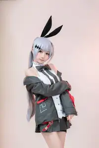 Discover the Allure of Coser Xiaomuceng Aya as Fn-57 Girls' Frontline-1
