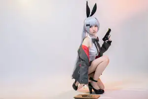 Discover the Allure of Coser Xiaomuceng Aya as Fn-57 Girls' Frontline-12