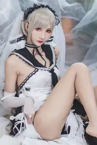 Coser Masaki Ya Qi stuns in Azur Lane Formidable dress a captivating portrayal of elegance and charm-7