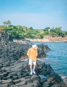 Explore Ganh Da Dia Dak Lak: Stunning Photo Spot with Rocky Cliffs and Crystal Clear Blue Sea-5