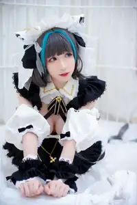 Coser Tomoyo-chan as Azur Lane's Cheshire: Captivating charm and sweet allure.-1