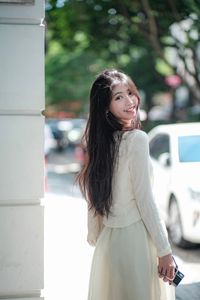 Radiant Vietnamese Beauty: Gentle Girl Bathed in Sunlight-1
