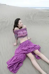 Captivating Machiyama Miho: A Radiant Smile in a Floral Dress - Tukuku-10