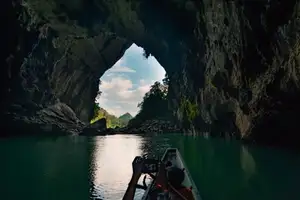 Explore Sebangfai River Cave: Majestic Beauty on Vietnam-Laos Border-8