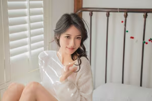 YiTuYu Art Language Vol.8285: Enchanting Moments with Model O1ne Wan-9