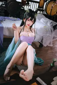 Enchanting Vintage Cosplay: Ri Nai Jiao as the Graceful Shijie - Part 02-2