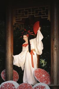 YiTuYu Vol.8303: Shi Mian Mian Bao Xie Captures Traditional Asian Elegance-17