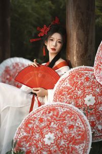 YiTuYu Vol.8303: Shi Mian Mian Bao Xie Captures Traditional Asian Elegance-10