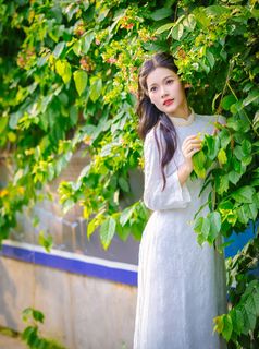 Vietnamese Girl in Traditional White Ao Dai | Graceful Beauty-19