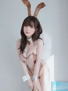 Coser Shirogane Alluring Bunny Girl Cosplay Fantia Irresistible Charm-1