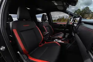 Nissan Navara 2026 Interior: New Class, Modern Tech, Can It Rival Toyota Hilux?-13