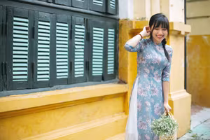 VGU No.19: The Enchanting Charm of Ao Dai and Vietnamese Beauty in the City-7