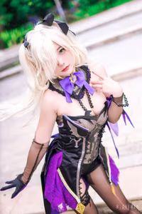 Captivating Fischl Genshin Impact Cosplay: Messie Huang embodies the Prinzessin der Verurteilung with stunning Electro power-8