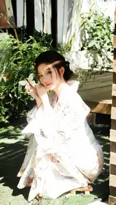 VGU No.176: Discover the Serene Charm of an Asian Beauty in a Traditional Kimono-6