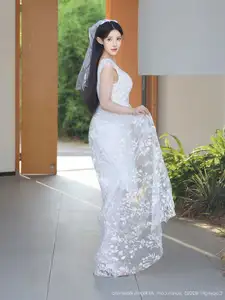 Li Shuang Er No.10661: Ethereal Beauty in a Sexy White Gown-17