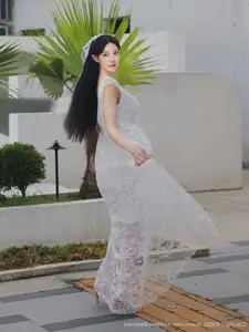 Li Shuang Er No.10661: Ethereal Beauty in a Sexy White Gown-48