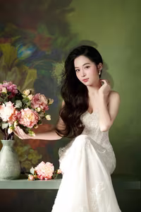 VGU No.98: Elegant Beauty in White Dress with Fresh Flowers – A Timeless Allure.-10